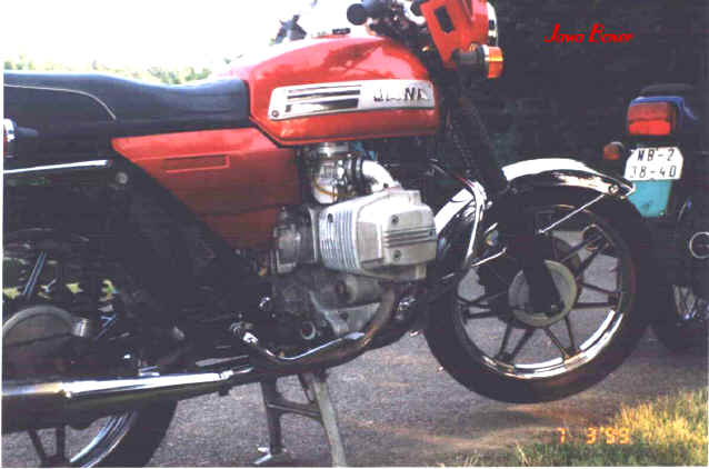 Jawa_Boxer_2.jpg