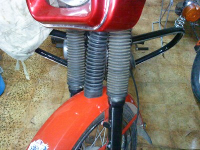 Гофры вилки.JPG (540.96 Кіб) Переглянуто 17414 разів Те что стоят у меня намного толще купленных, где взять такие же?