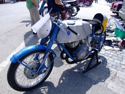 800px-Adler_RS_250ccm_1953.JPG