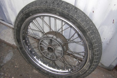 переднее колесо 250грн