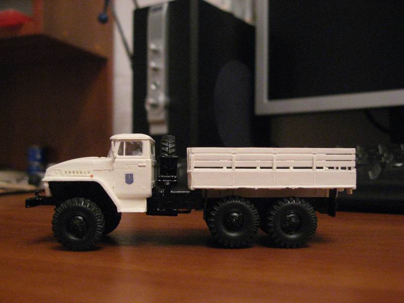 model 020.jpg